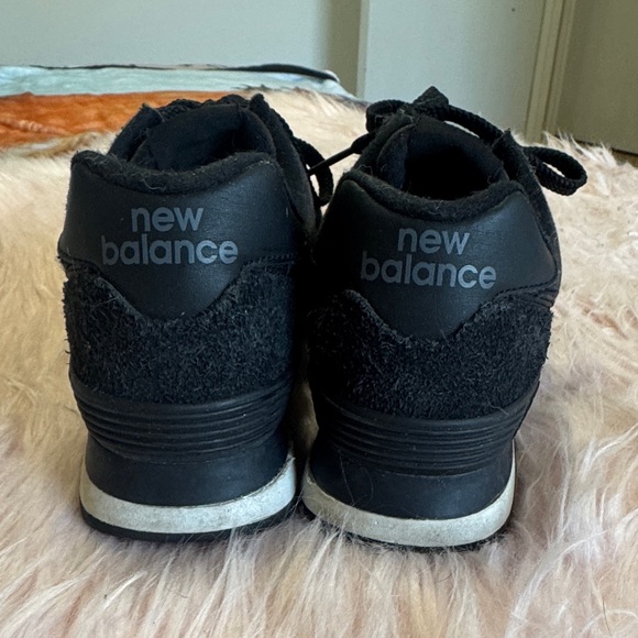 New Balance 574’s - Picture 2 of 3